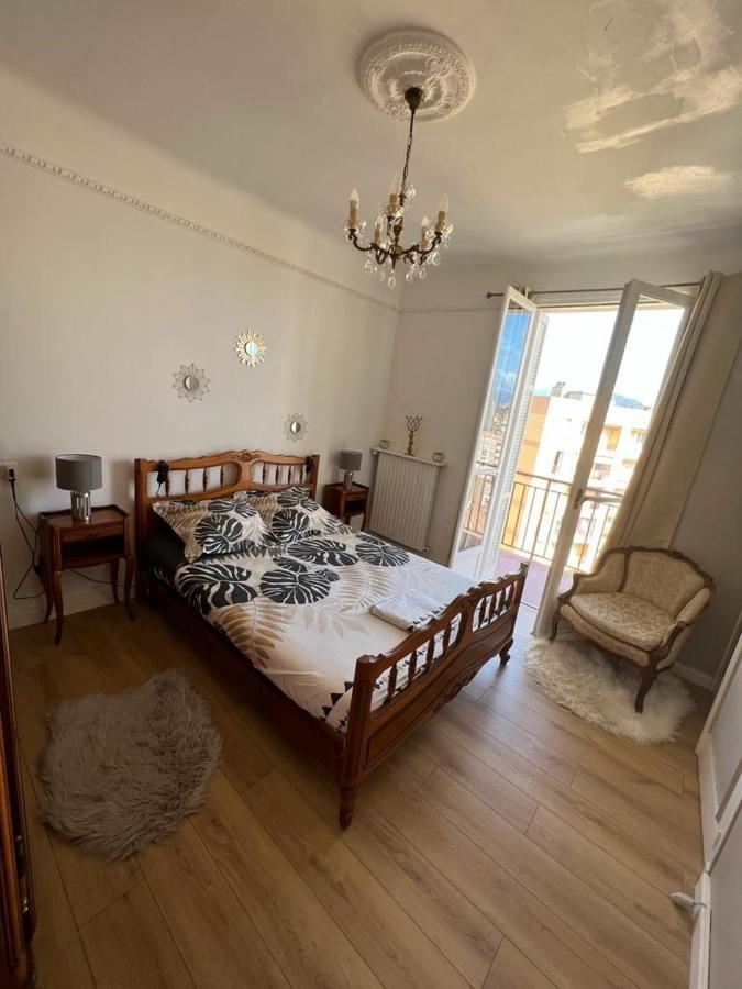 Appartement Climatise F3 Proche Plage Port Et Aeroport أجاكسيو المظهر الخارجي الصورة